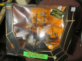 Lemax Spooky Town Lighted Ghost Pirate Ship Sea Ghost Galleon Halloween