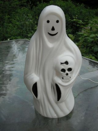 Vintage Blow Mold Halloween Light Up W/ Cord Ghost Holding A Skull 13 " Tall