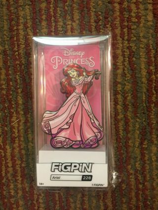 Disney D23 Expo 2019 Exclusive Figpin Little Mermaid Ariel Pink Dress