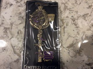 Disney D23 Expo 2019 Wdi Haunted Mansion 50 Attraction Anniversary Key Le300 Pin
