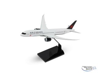 Pacmin 1/200 Scale Air Canada Livery Boeing 787 - 9 Dreamliner Desktop Model