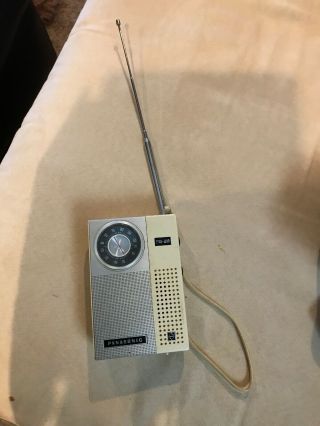 Vintage Panasonic Rf 511 Am/fm Transistor Radio - 1974 - White