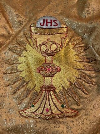 GORGEOUS RARE VINTAGE CATHOLIC PRIESTS BISHOPS GOLD BROCADE COPE W/ CHALICE HOST 3