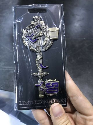 Disney D23 Expo 2019 Wdi Haunted Mansion 50 Attraction Anniversary Key Le300 Pin