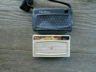 Vintage " Airline 6 Transistor Radio ",  Zipper Leather Case