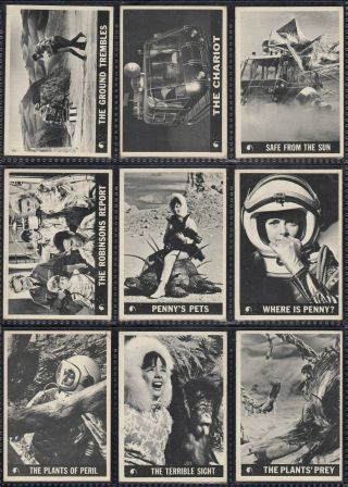 1966 Topps Lost in Space,  21 Different - VG - EX 3