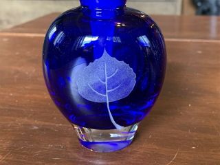 Signed Cobalt & Clear Studio Art Glass Perfume w/ etched LEAF design 2