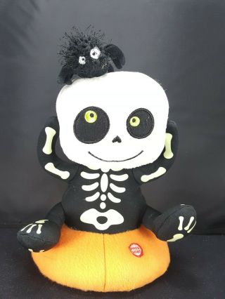 Hallmark Hokey Pokey Skeleton Singing Animated 10 " Plush Halloween Glows In Dark