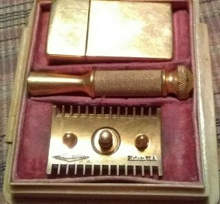 Vintage Gillette Gold Toned Razor Org Box