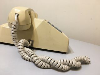 Vintage GTE Push Button Touch Tone Desk Phone Beige /Tan 6
