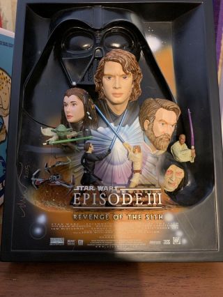 Star Wars Episode III : Revenge Of The Sith 3D Movie Poster Sculpture Style. 3