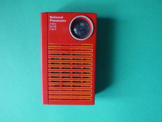 Vintage National Panasonic R - 1025 Portable Transistor