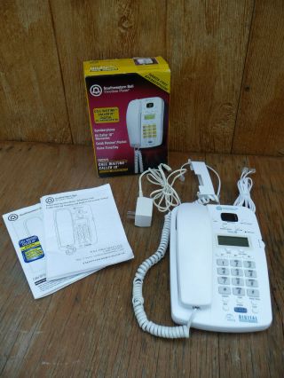 Southwestern Bell Freedom Phone W/ Answering System - Caller Id - Speakerphone