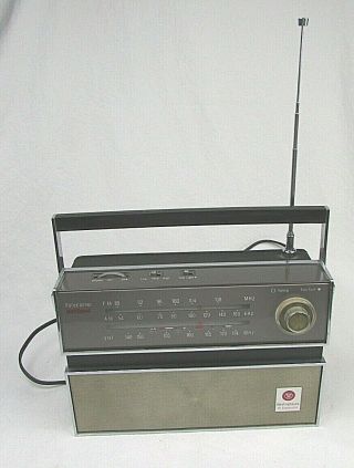 Vintage Westinghouse 15 Transistor Multiband Radio Model Rg23s18b Battery Or Ac