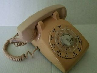 Western Electric Bell System 500 Dm Tan Beige Rotary Dial Desk Phone Vintage