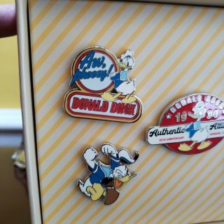 Donald Duck 85th Anniversary Pin Disney Store Limited Edition LE1600 Box Set 5 3