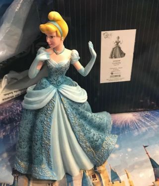 Disney Showcase Couture De Force Cinderella 4058288 Figurine