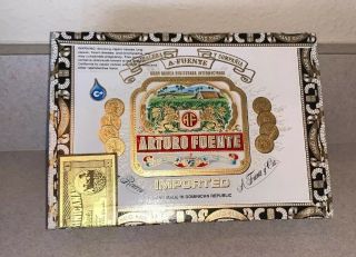 Arturo Fuente " Rothschilds " Wooden Cigar Box 7.  5 In X 5.  5 In X 2