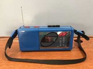Retro 1980s Soundesign Color Tunes Am Fm Radio Cassette Player 4603vbl W Strap