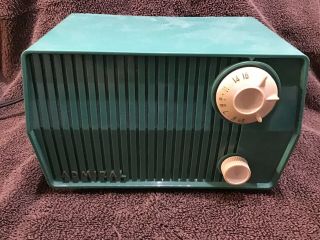 Vintage Admiral Radio Model 4l28a