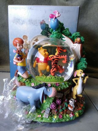 Disney Store Exclusive Large Winnie The Pooh Musical Snowglobe Low Water