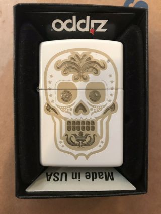 Zippo Skull Lighter - White With Gold