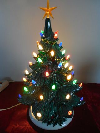 Vintage 17 Inch Lighted Christmas Tree With White Base /star