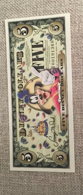 2005 T $5 Disney Dollar Goofy 50th Anniversary Disney World Rare T00191368