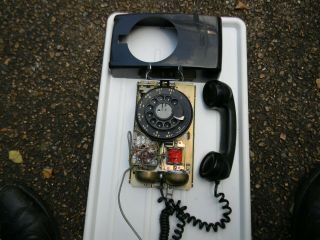 VINTAGE BLACK WESTERN ELECTRIC BELL SYSTEM ROTARY WALL PHONE (8 - ' 61) Estate Find 6