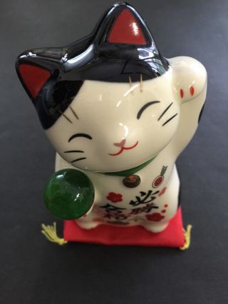 A Pottery Maneki Neko Beckoning Lucky Cat 7543 Study Good Luck 90mm Japan