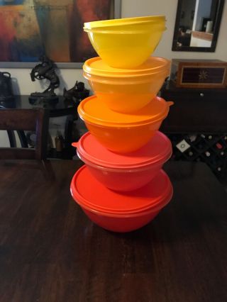 Set Of 5 Vintage Tupperware Pastel Wonderlier Nesting Bowls & Lids