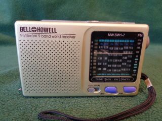 Bell & Howell Fm/mw/sw 9 Band Receiver / Radio World Receiver Bundle