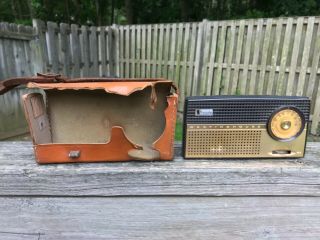 Vintage Westinghouse H651p6 6 - Transistor Am Coat Pocket Radio With Case