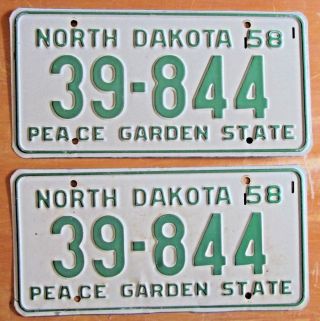 North Dakota 1958 License Plate Pair - Quality 39 - 844