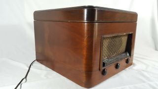 Vintage Montgomery Ward Airline Tube Radio Record Player 3
