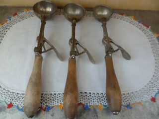 3 Vintage Gilchrist Ice Cream Scoops