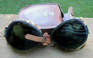Vintage Ww2 Army Pilot Goggles,  Tanker Goggles,  Motorcycle Goggles In Orig Case
