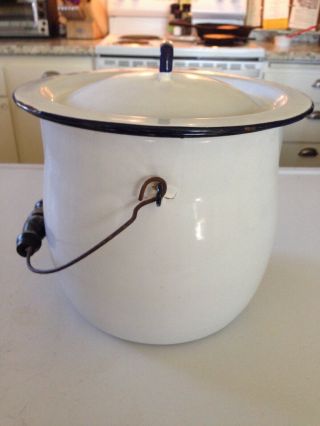 Vintage LARGE Enamelware Pot With Wood Handle And Lid 5