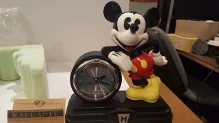 Deco Mickey Mouse Battery Operated Desk Clock W/Box 3