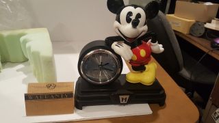 Deco Mickey Mouse Battery Operated Desk Clock W/Box 7