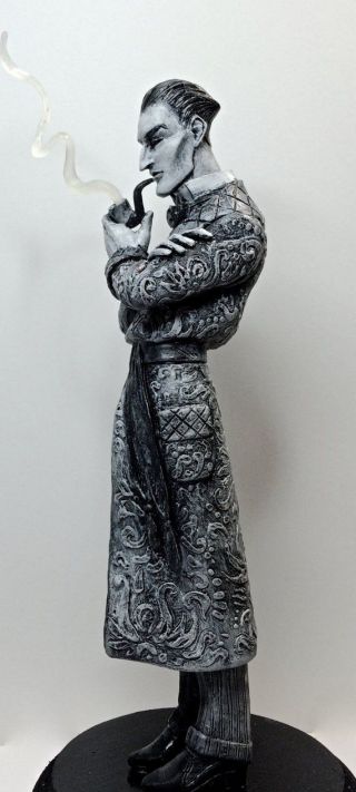 Sherlock Holmes Statue,  Black And White Finish
