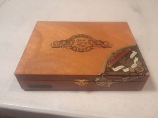 1990 Nica Libre Empty Wood Cigar Box With Metal Closure