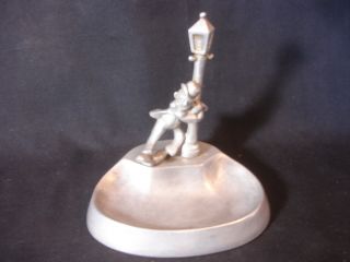 Pewter? Drunk Man Hanging On A Lamp Light Post Cigarette Ashtray Coin Dish 7