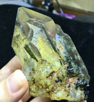 204g Natural Green Tourmaline Stone& Clear Quartz Crystal Rock Specimen 35c