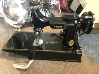 Antique Singer Featherweight Sewing Machine 221 - 1 Serial Aj195060 1949 Good