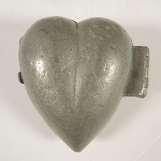 Heavy Antique Pewter Heart Shaped Chocolate Or Ice Cream Mold
