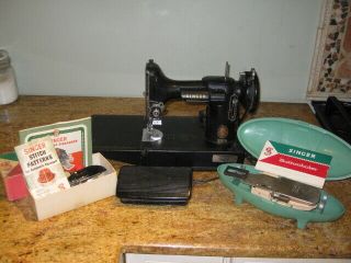 Vintage Singer Featherweight Sewing Machine 221 With Accessories No Case