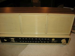Vintage Westinghouse Solid State Am/fm/afc Radio Cream Case
