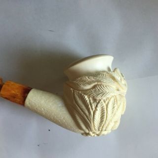 Vintage HAND CARVED MEERSCHAUM PIPE GOAT AND LEAVES Amber Stem Fitted Case 4