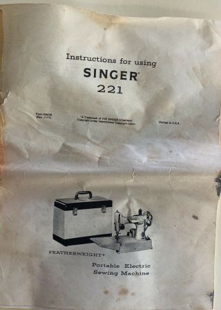 Vintage Singer Featherweight 221 Sewing Machine With Case & Attachments